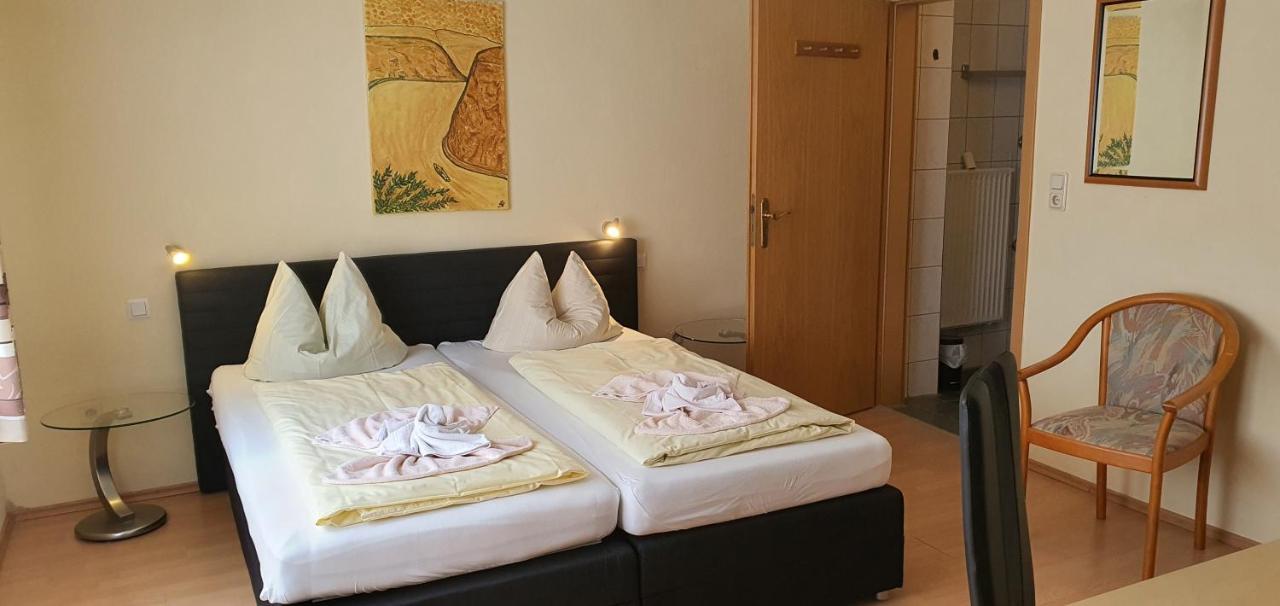 Hotel & Restaurant Beckmanns Winzerhaus Urbar  Екстер'єр фото