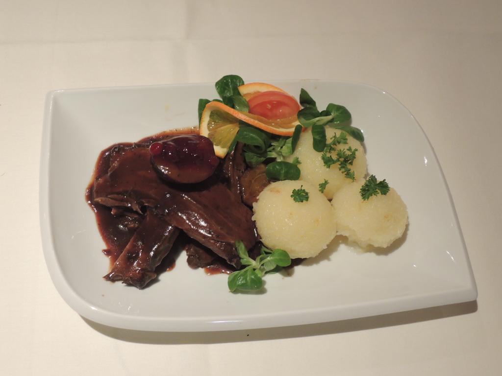 Hotel & Restaurant Beckmanns Winzerhaus Urbar  Екстер'єр фото